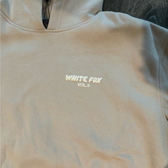 White Fox | Hoodie & Biker Shorts - Picture 6 of 7